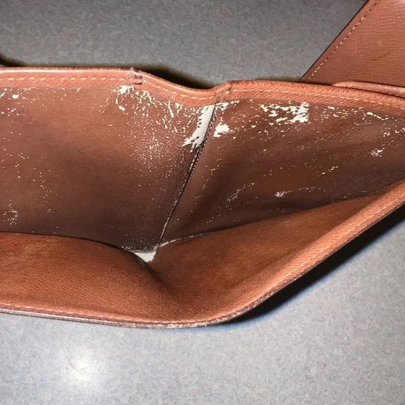 Vintage Louis Vuitton Brown and Gold Monogram - Picture 12 of 13